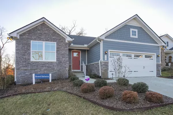 715 Cottage Dr, Columbia, TN 38401