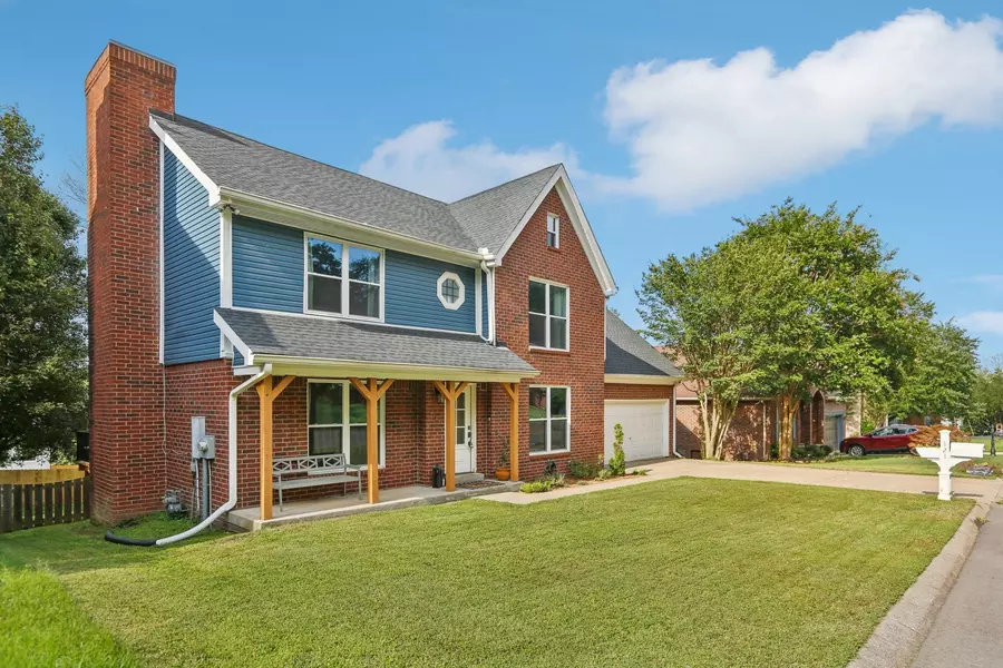 121 La View Rd, Hendersonville, TN 37075