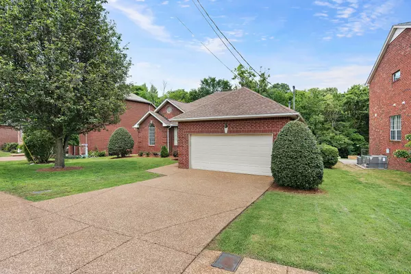 Nashville, TN 37211,6872 Sunnywood Dr