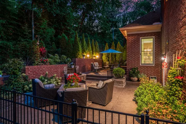 Nashville, TN 37215,113 Abbeywood Dr