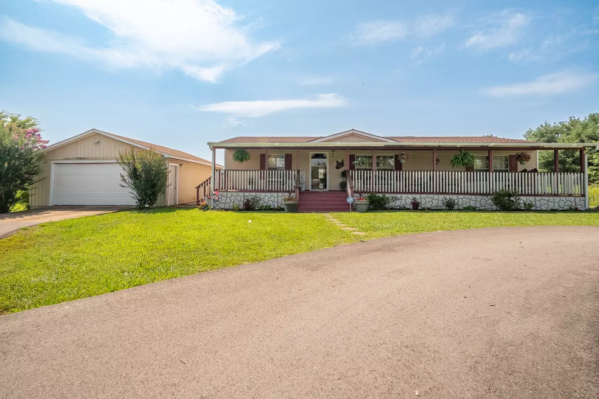 Loretto, TN 38469,150 Princess Ct