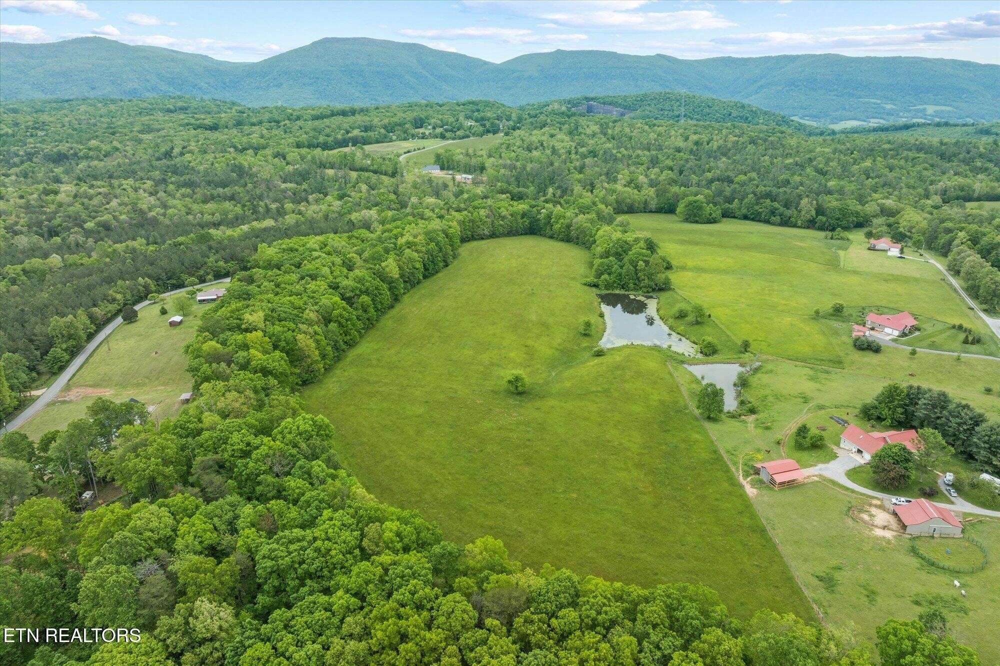 Crossville, TN 38572,2733 Fields Rd