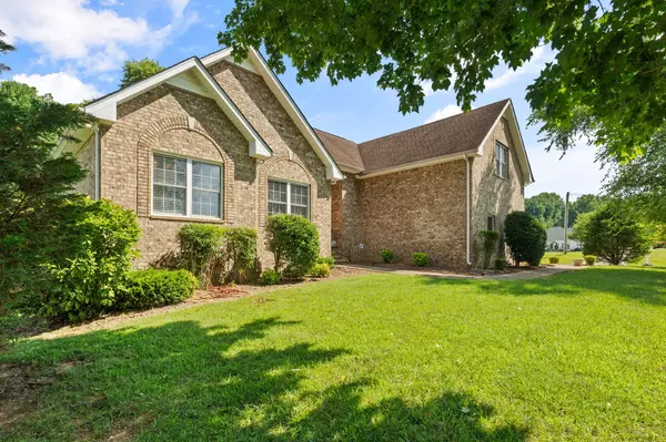 Springfield, TN 37172,702 Gunn Ln