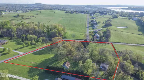 Dandridge, TN 37725,1007 San Martino Drive