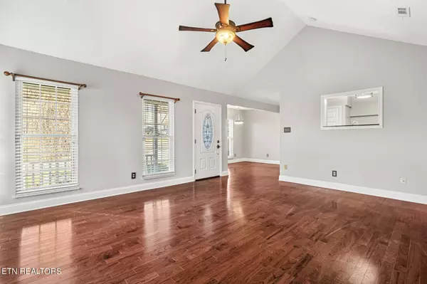 Knoxville, TN 37921,4348 Walnut Ridge Lane