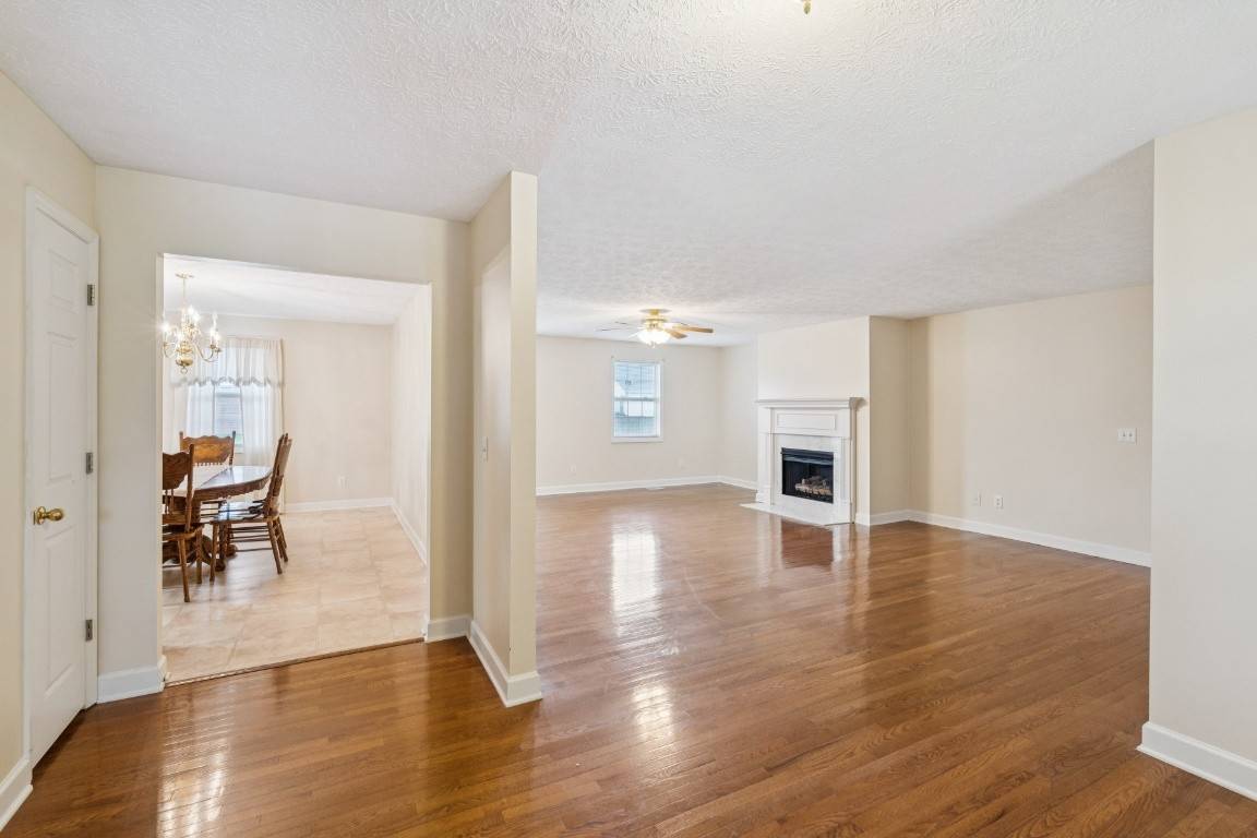 Lebanon, TN 37087,1011 Shirley Dr