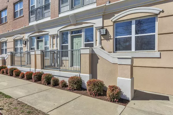 Nashville, TN 37212,3000 Vanderbilt Pl #103