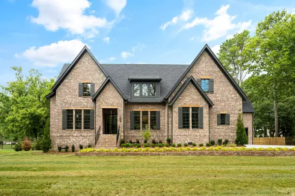 1505 Puryear Pl, Brentwood, TN 37027