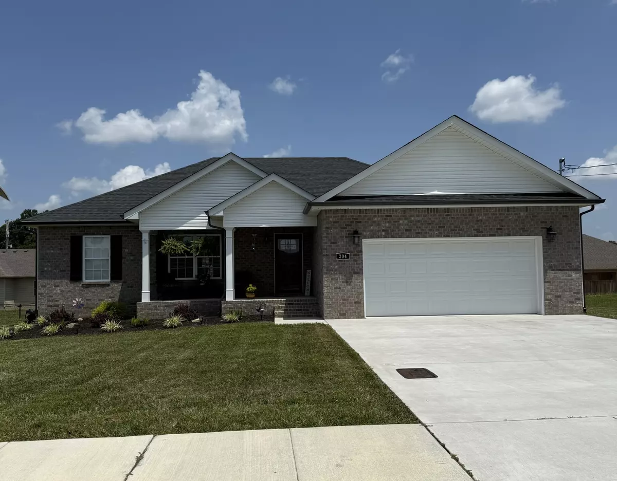 Shelbyville, TN 37160,204 Graham Way