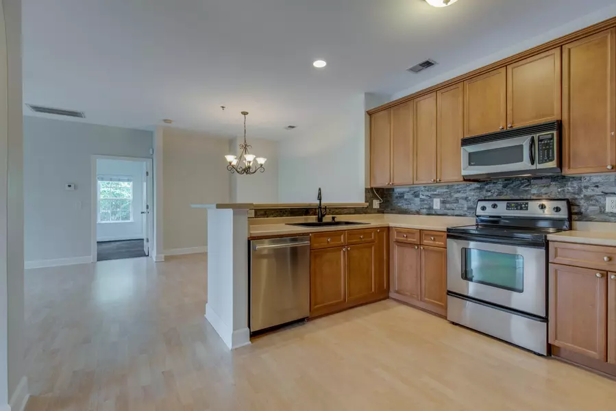 7005 Lenox Village Dr #C12, Nashville, TN 37211