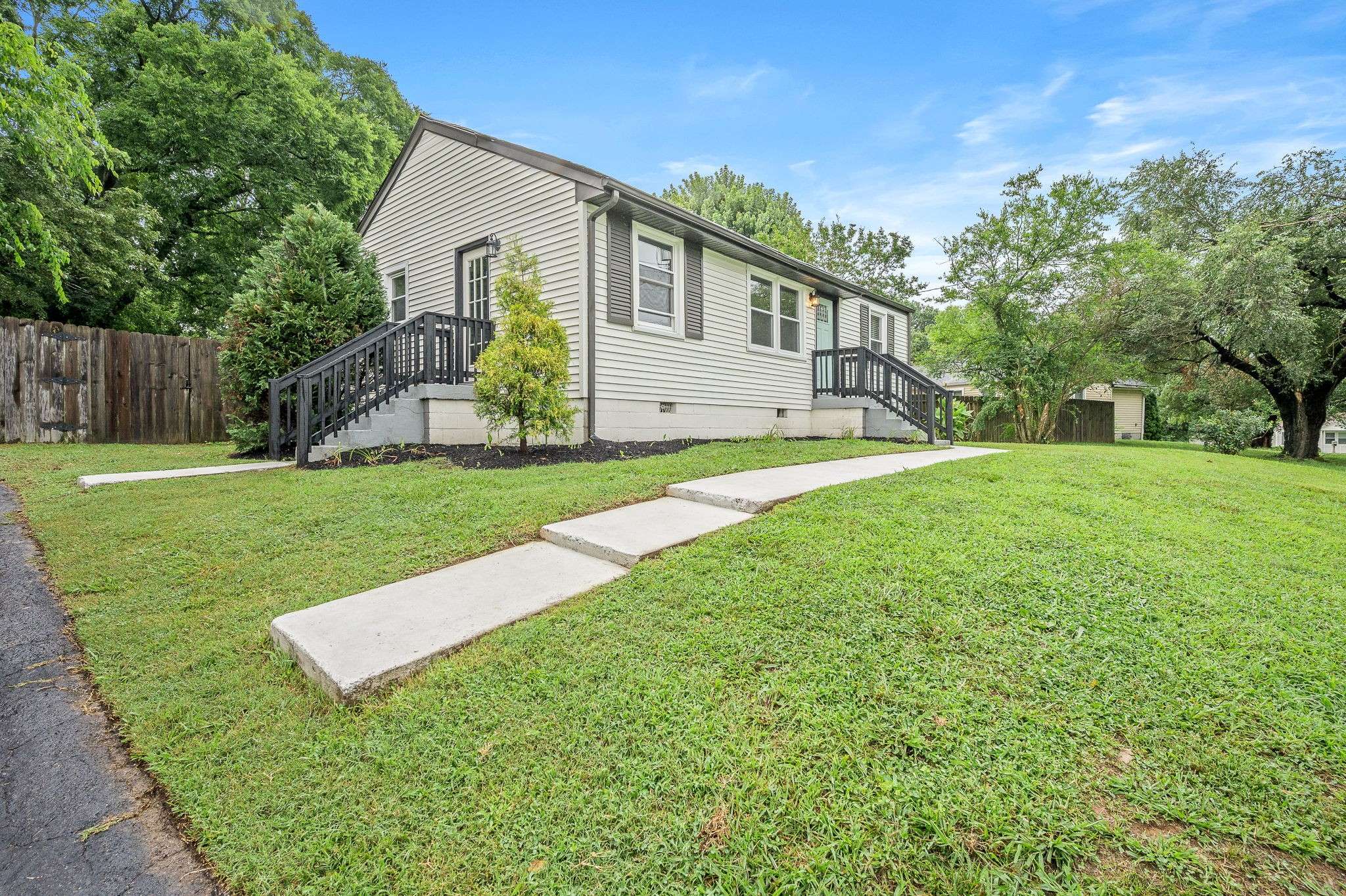 Nashville, TN 37214,2928 Teakwood Dr