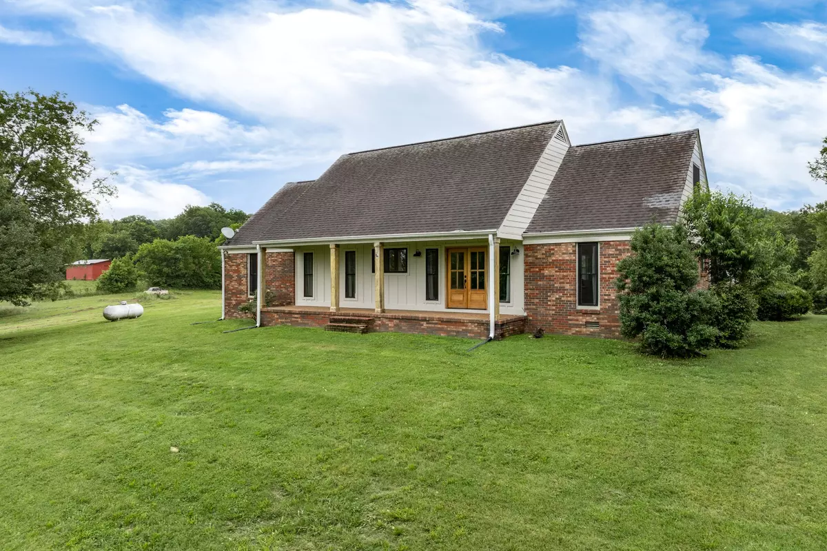 Mount Pleasant, TN 38474,8025 Dry Creek Rd