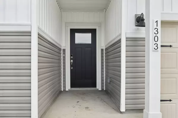 Clarksville, TN 37043,1303 Bluffton Cir