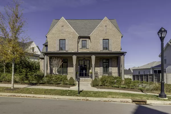 Franklin, TN 37064,842 Cheltenham Ave