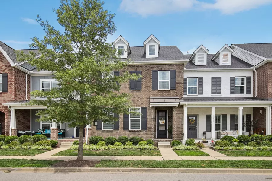 127 Saddlewood Ln, Hendersonville, TN 37075