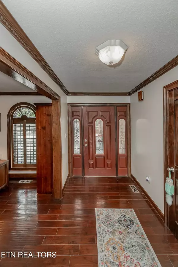 Knoxville, TN 37914,5900 Green Valley Drive