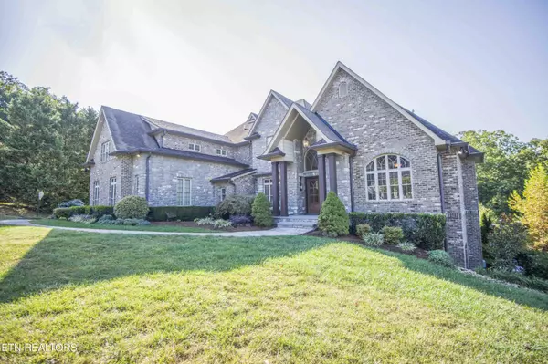 Knoxville, TN 37918,6709 Long Shadow Way