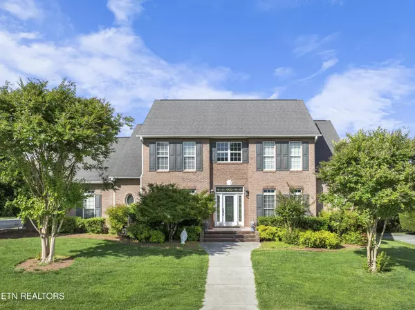 1652 Saint Ives Blvd, Alcoa, TN 37701