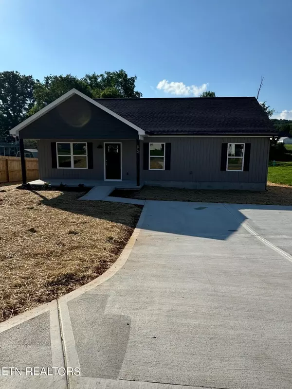 512 Cherokee Ave, Clinton, TN 37716