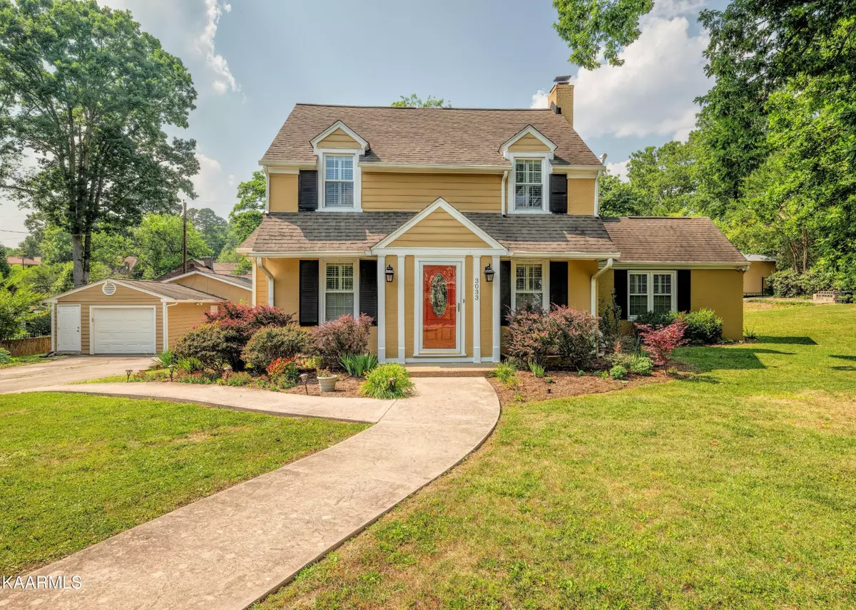 Knoxville, TN 37917,3033 NE Kenilworth Lane