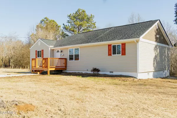 Harriman, TN 37748,672 Swan Pond Circle Rd