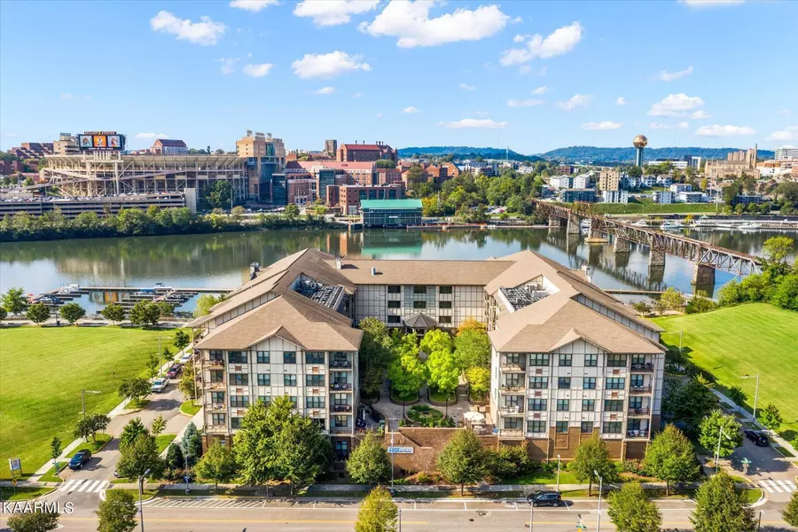 445 W Blount Ave #110, Knoxville, TN 37920