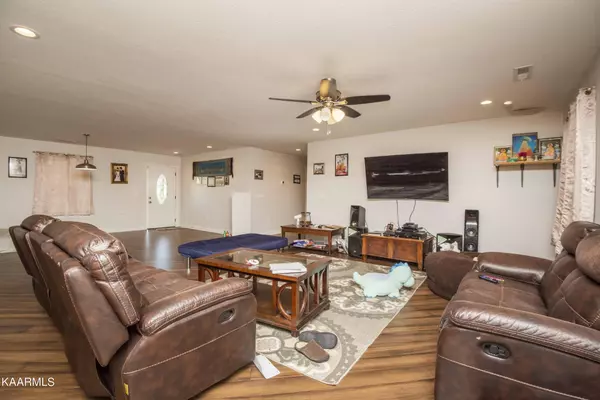 Clinton, TN 37716,345 Rose St