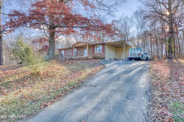 Lenoir City, TN 37771,608 W 10th Ave