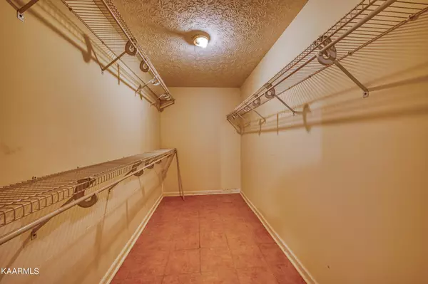 Knoxville, TN 37920,708 Chambers Way