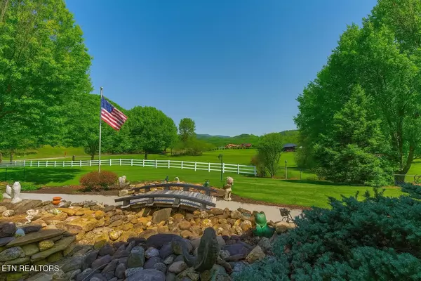 Sevierville, TN 37862,3403 Sugar Camp Circle Circle