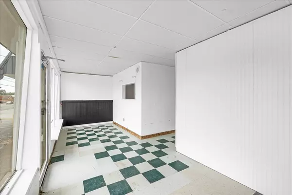 Winchester, TN 37398,1055 Dinah Shore Blvd