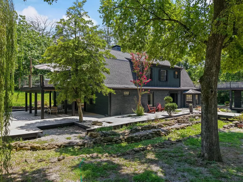 5910 Willshire Dr, Nashville, TN 37215