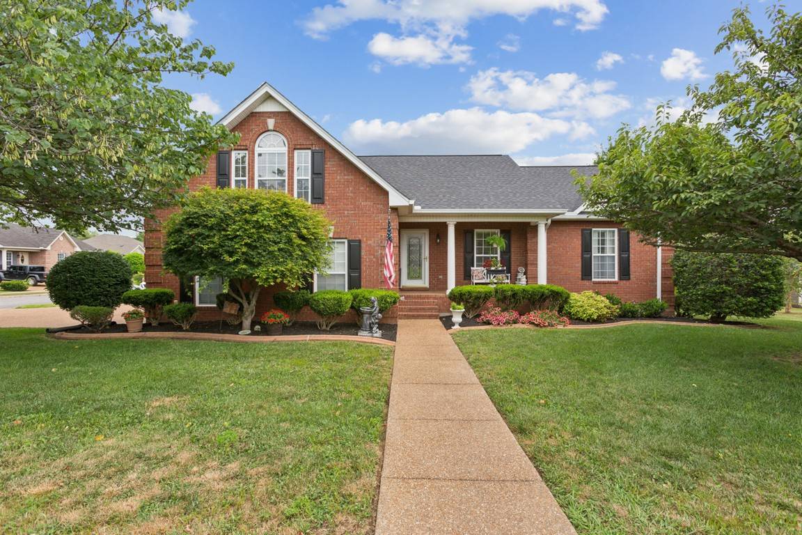 161 Peppertree Ln, Gallatin, TN 37066