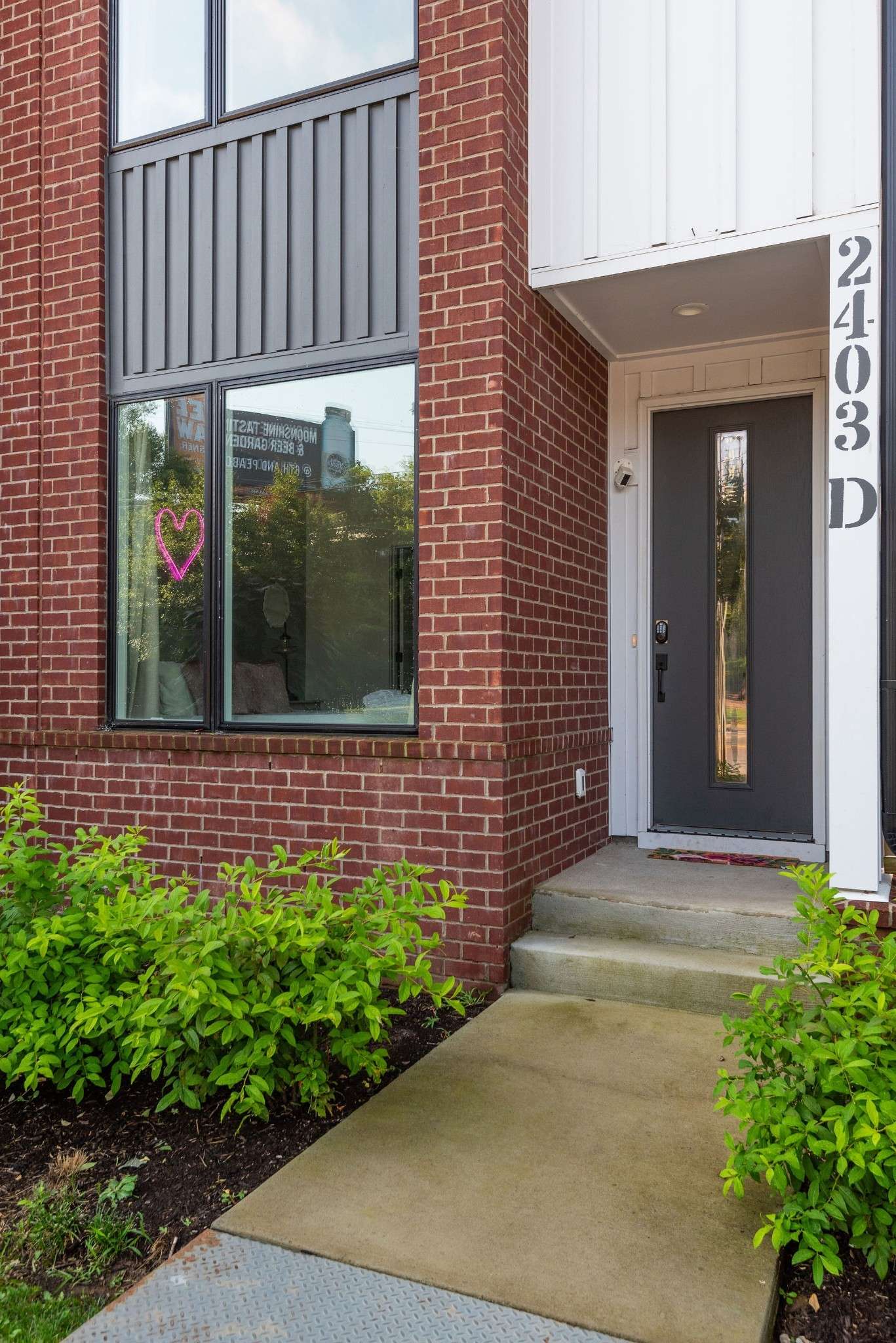 Nashville, TN 37208,2403D Jefferson St