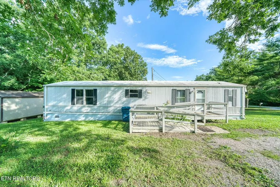 203 Wayne Ave, Crossville, TN 38555