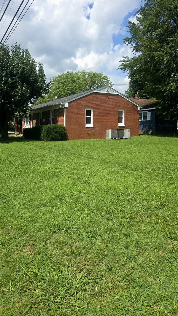 Lawrenceburg, TN 38464,501 6th St