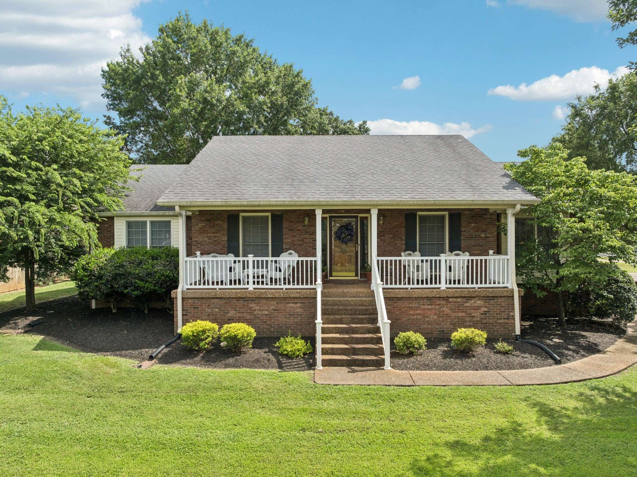217 Fox Hunt Ln, Lebanon, TN 37087