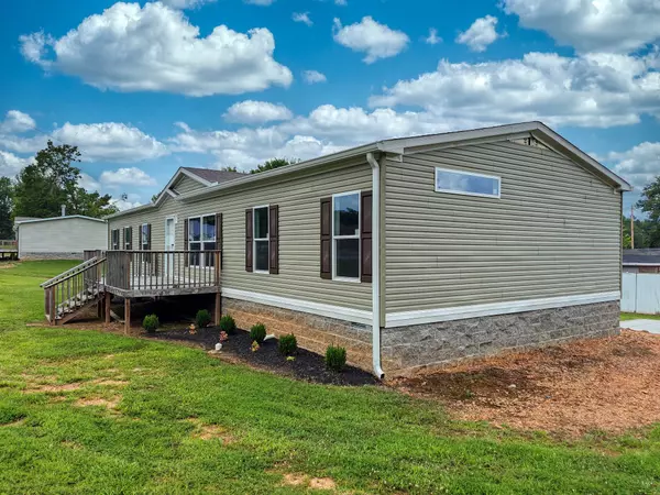 Dresden, TN 38225,221 N Parkway St