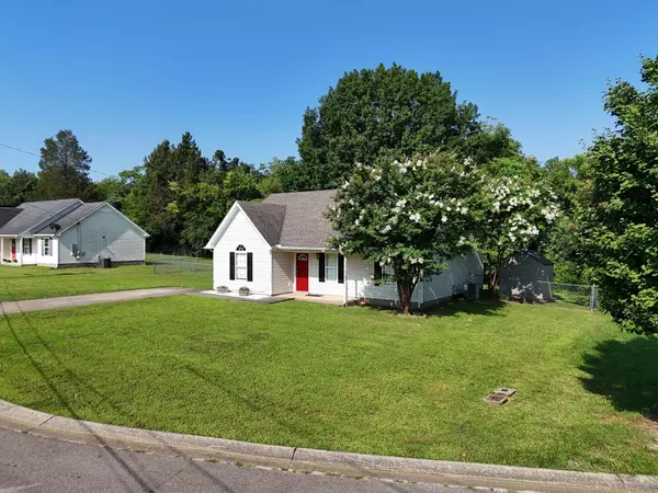 La Vergne, TN 37086,1913 Guildford Dr