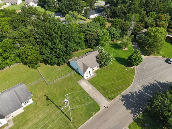 La Vergne, TN 37086,1913 Guildford Dr
