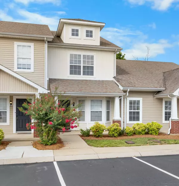 25 Ellington Ter, Clarksville, TN 37040