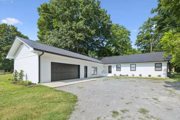 Shelbyville, TN 37160,2697 Midland Rd