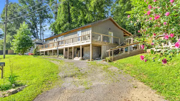 44 Rainbow Drive, Rossville, GA 30741