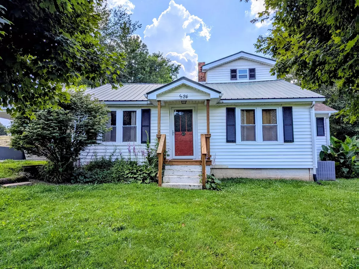 Centerville, TN 37033,524 Highway 48 #S
