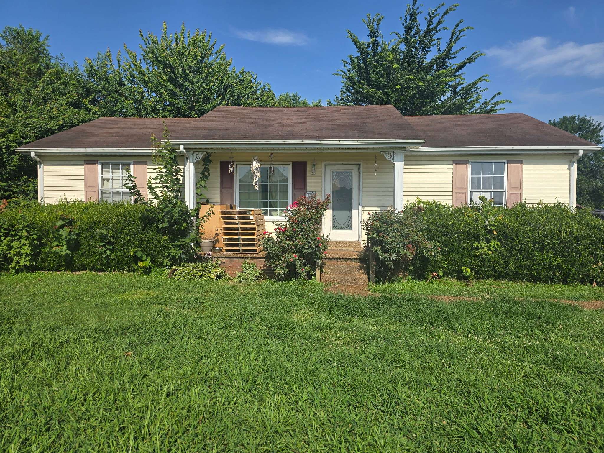 645 Airport Rd, Portland, TN 37148