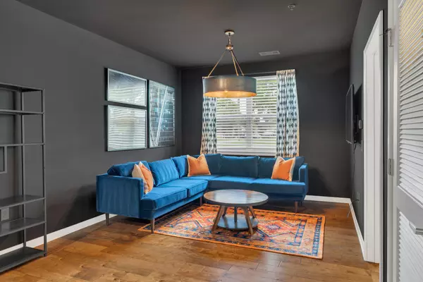 Nashville, TN 37216,1122 Litton Ave #120