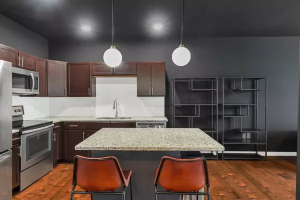 Nashville, TN 37216,1122 Litton Ave #120