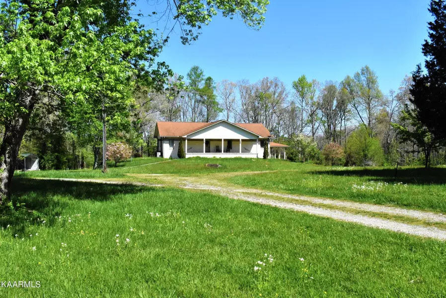 206 Land Lane, Crossville, TN 38571