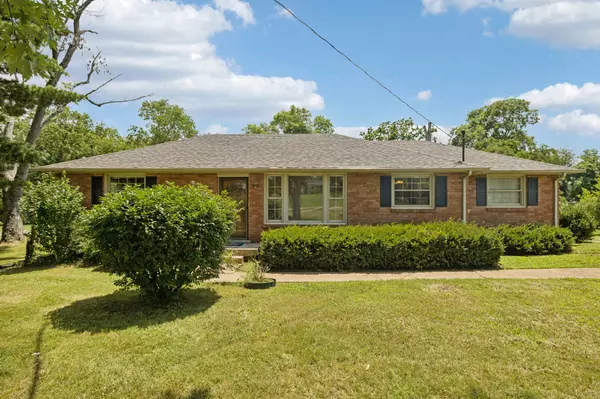 Madison, TN 37115,812 E Campbell Rd