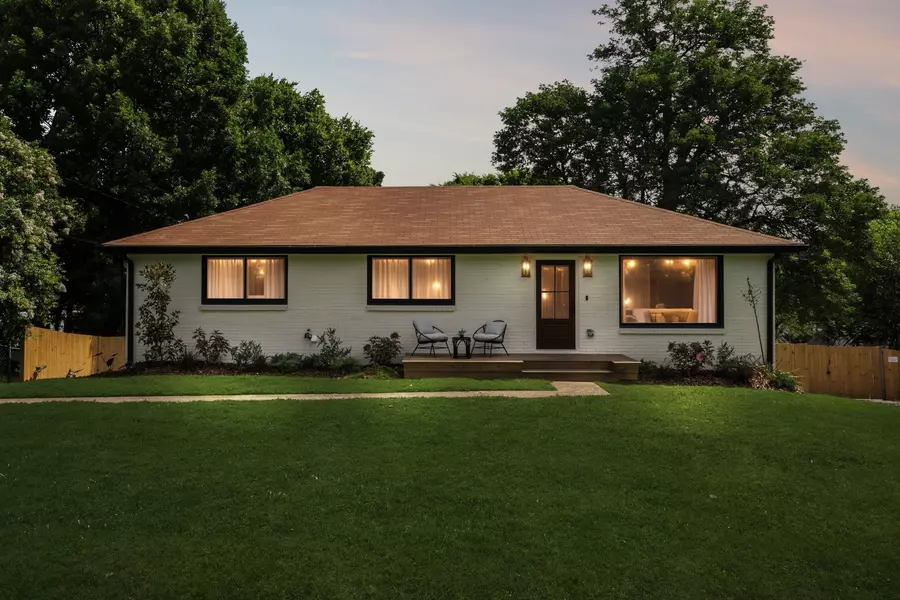 1811 Cloverleaf Dr, Nashville, TN 37216